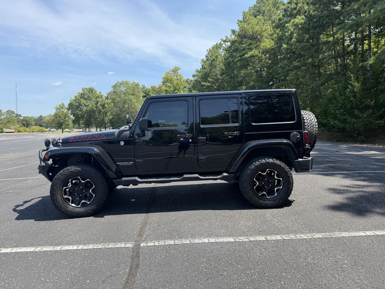 2016 Jeep Wrangler Unlimited Sahara 4WD