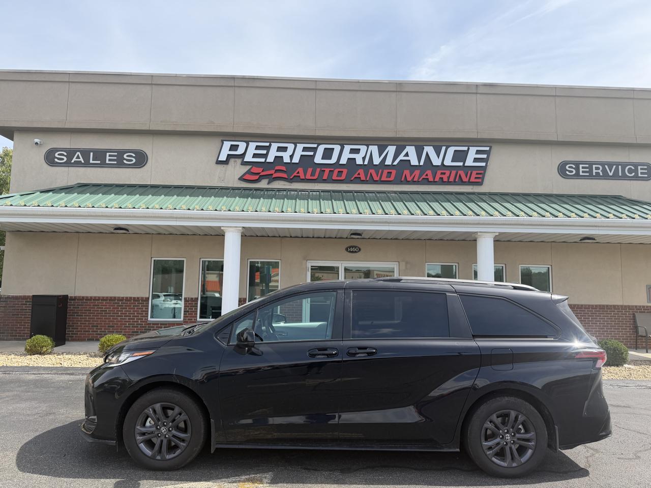2026 Toyota Sienna Limited 7-Passenger AWD