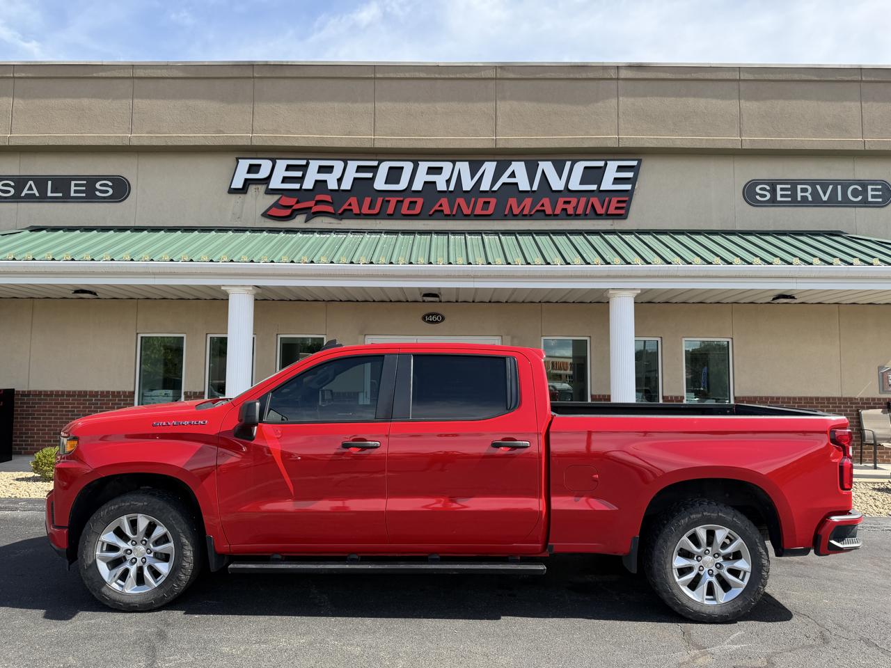 2021 Chevrolet Silverado 1500 4WD Crew Cab 157" Custom