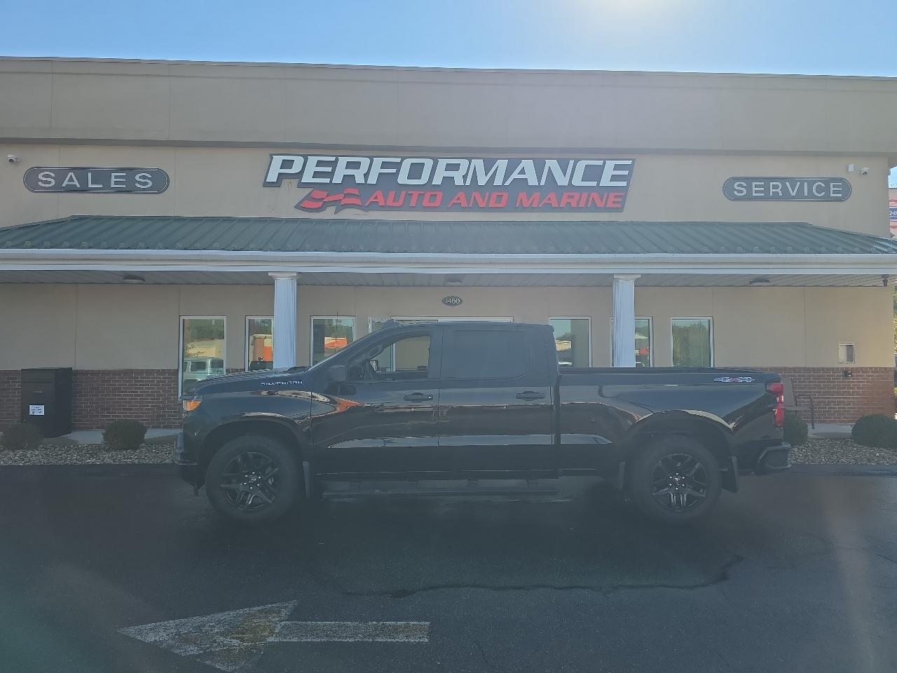 2023 Chevrolet Silverado 1500 Custom