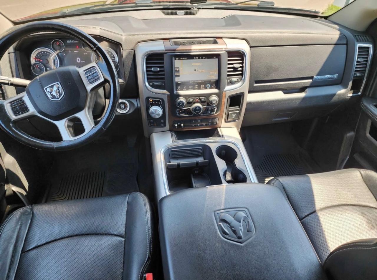 RAM 1500 Laramie Crew Cab SWB 4WD 2016
