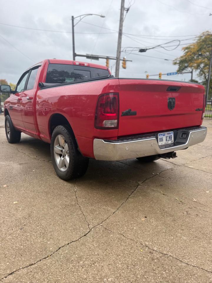 RAM 1500 SLT Quad Cab 4WD 2014