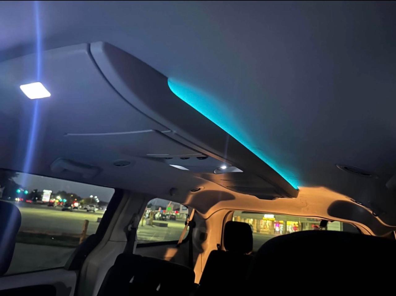 Chrysler Town & Country Touring 2011