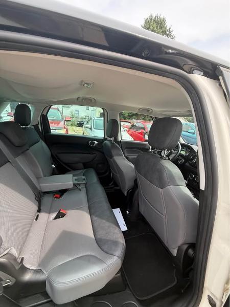 2015 FIAT 500L Lounge - Photo 9