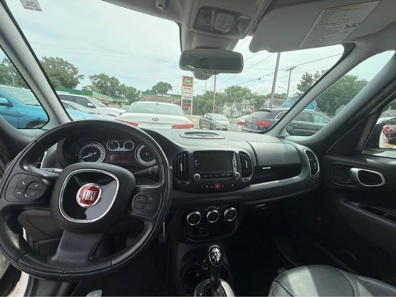 2015 FIAT 500L Lounge - Photo 12