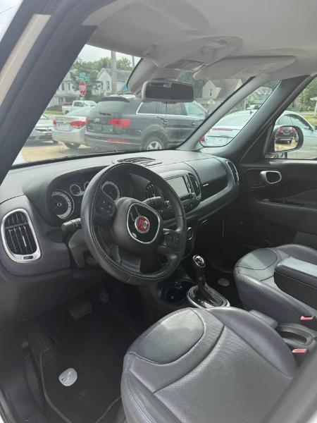 2015 FIAT 500L Lounge - Photo 14