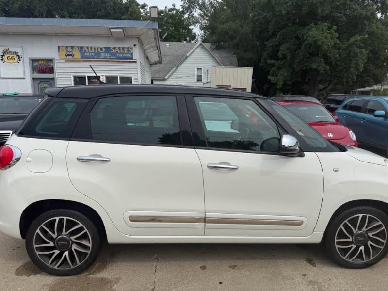 2015 FIAT 500L Lounge - Photo 16