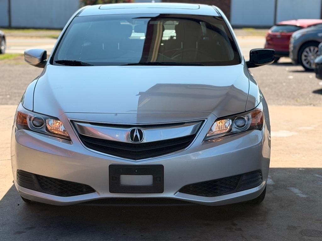 Acura ILX 4dr Sdn 2.0L 2013
