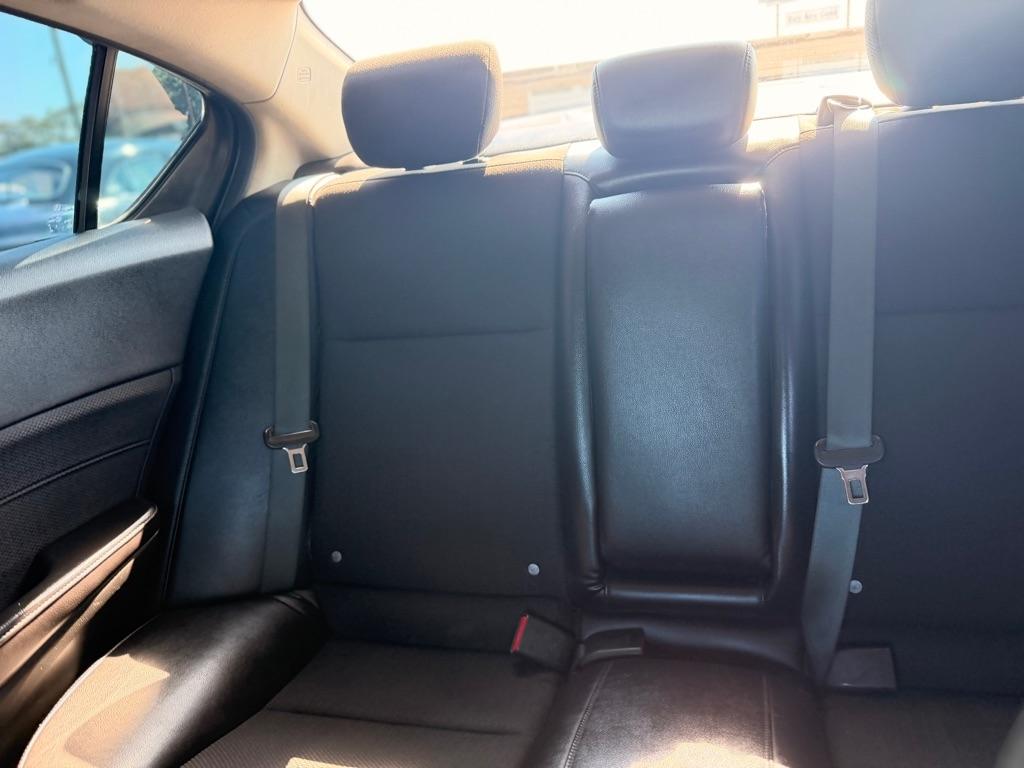 Acura ILX 4dr Sdn 2.0L 2013
