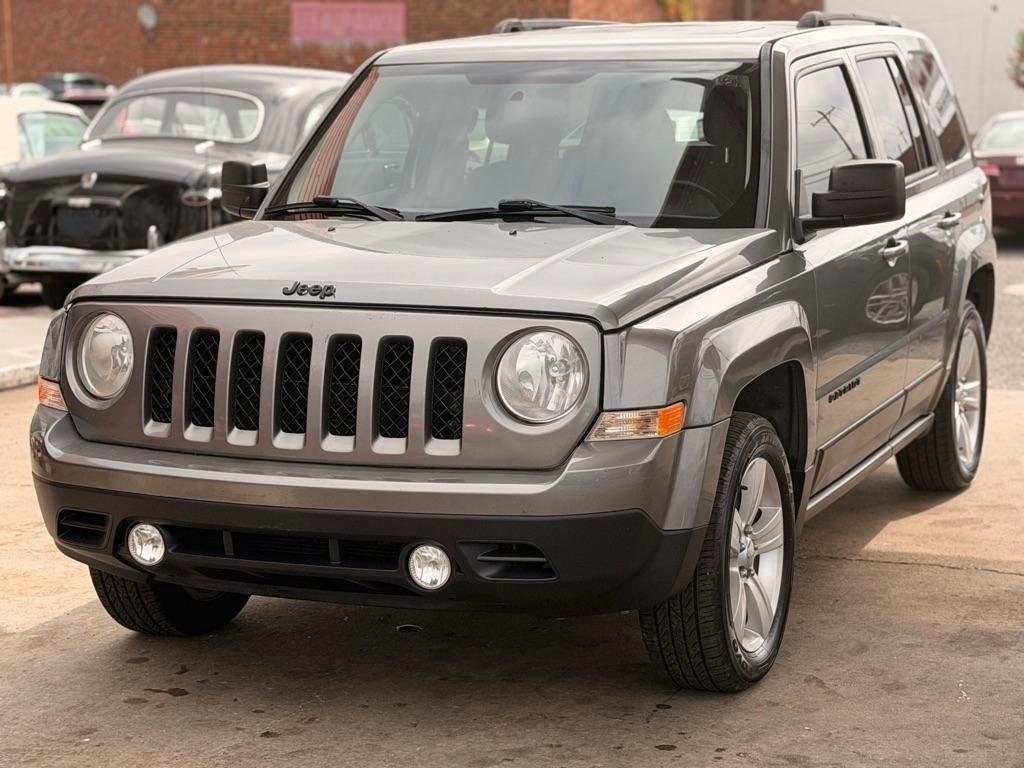 Jeep Patriot FWD 4dr Latitude 2014