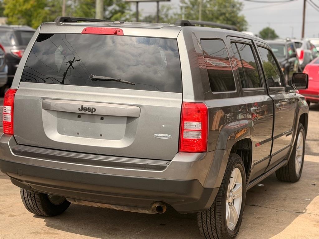 Jeep Patriot FWD 4dr Latitude 2014