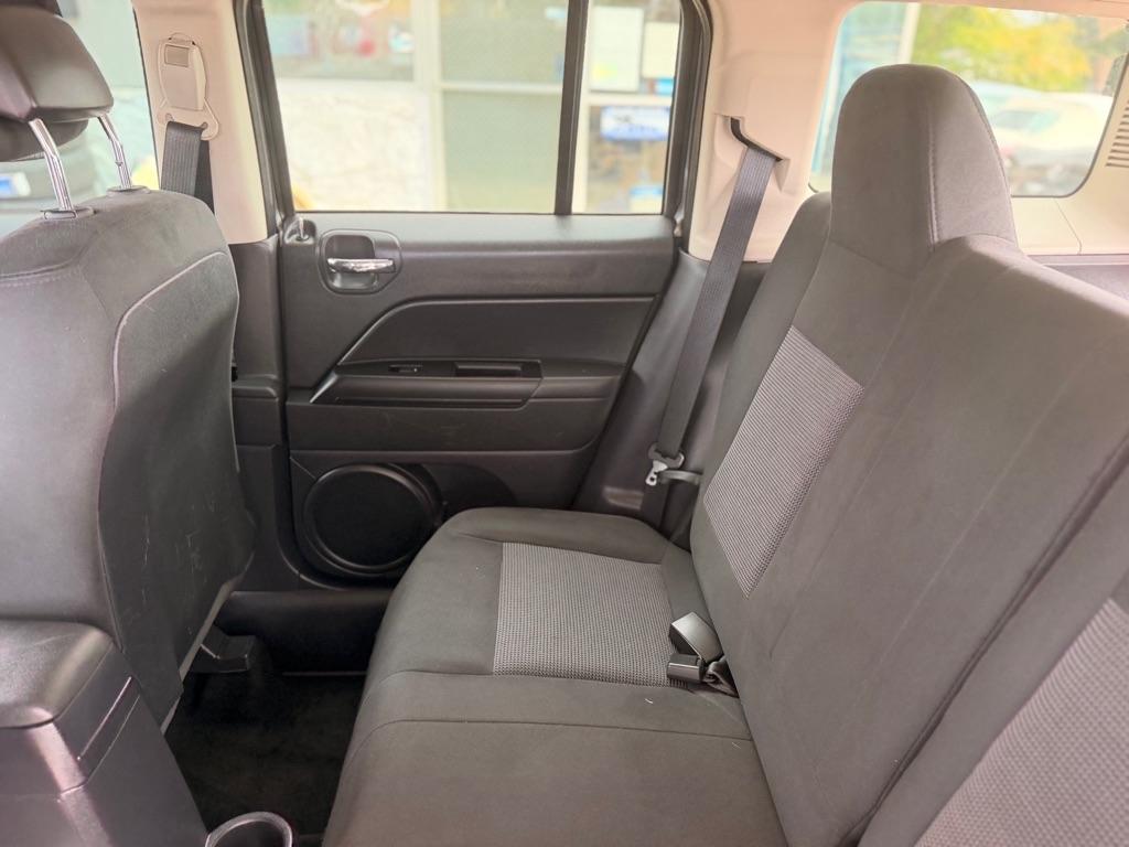 Jeep Patriot FWD 4dr Latitude 2014