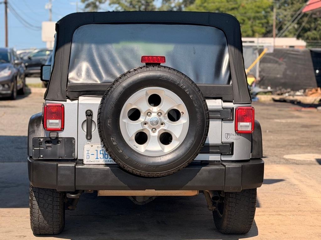 Jeep Wrangler Unlimited 4WD 4dr Sport 2015