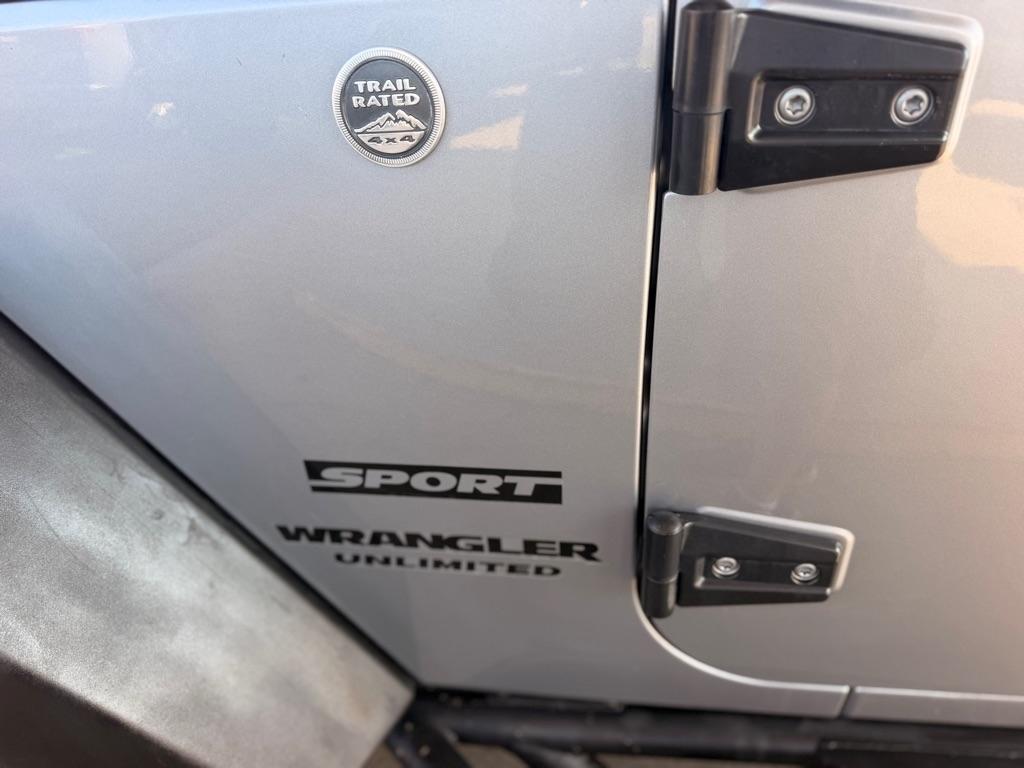 Jeep Wrangler Unlimited 4WD 4dr Sport 2015