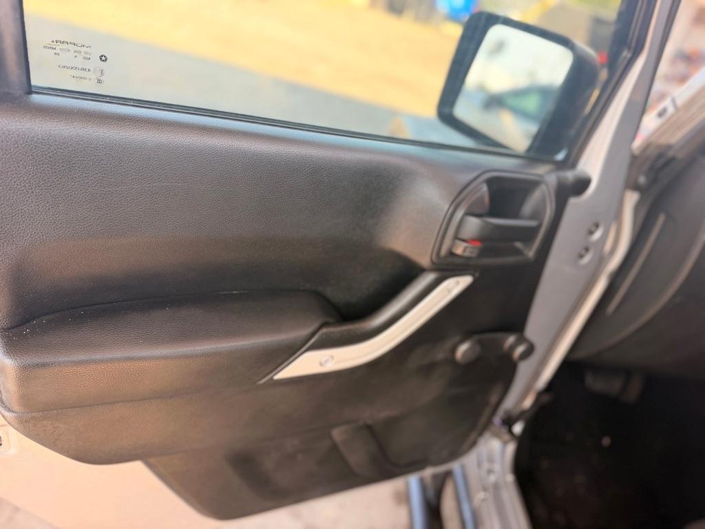Jeep Wrangler Unlimited 4WD 4dr Sport 2015