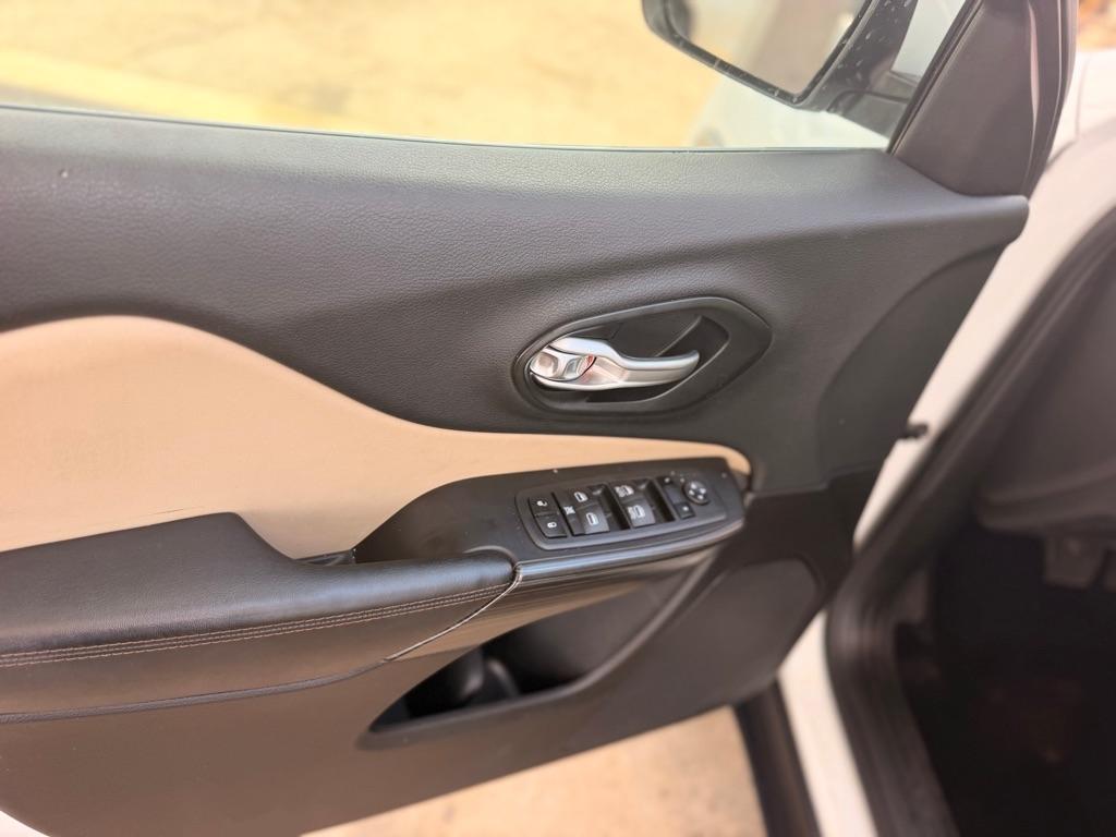 Jeep Cherokee 4WD 4dr Limited 2015
