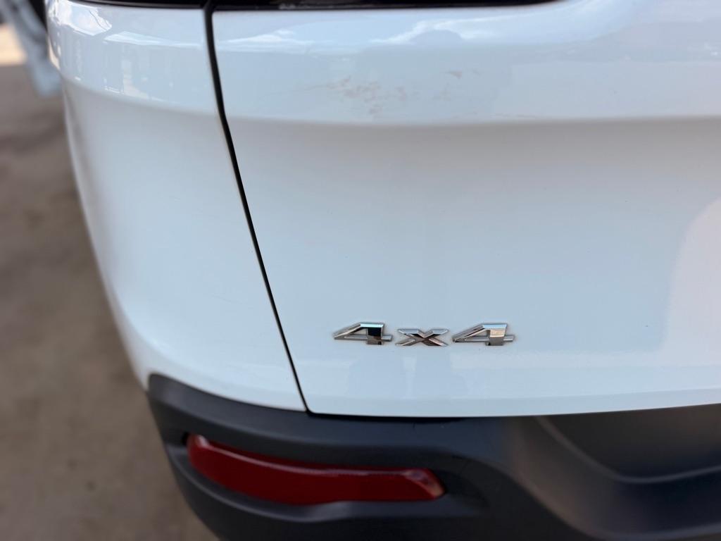 Jeep Cherokee 4WD 4dr Limited 2015