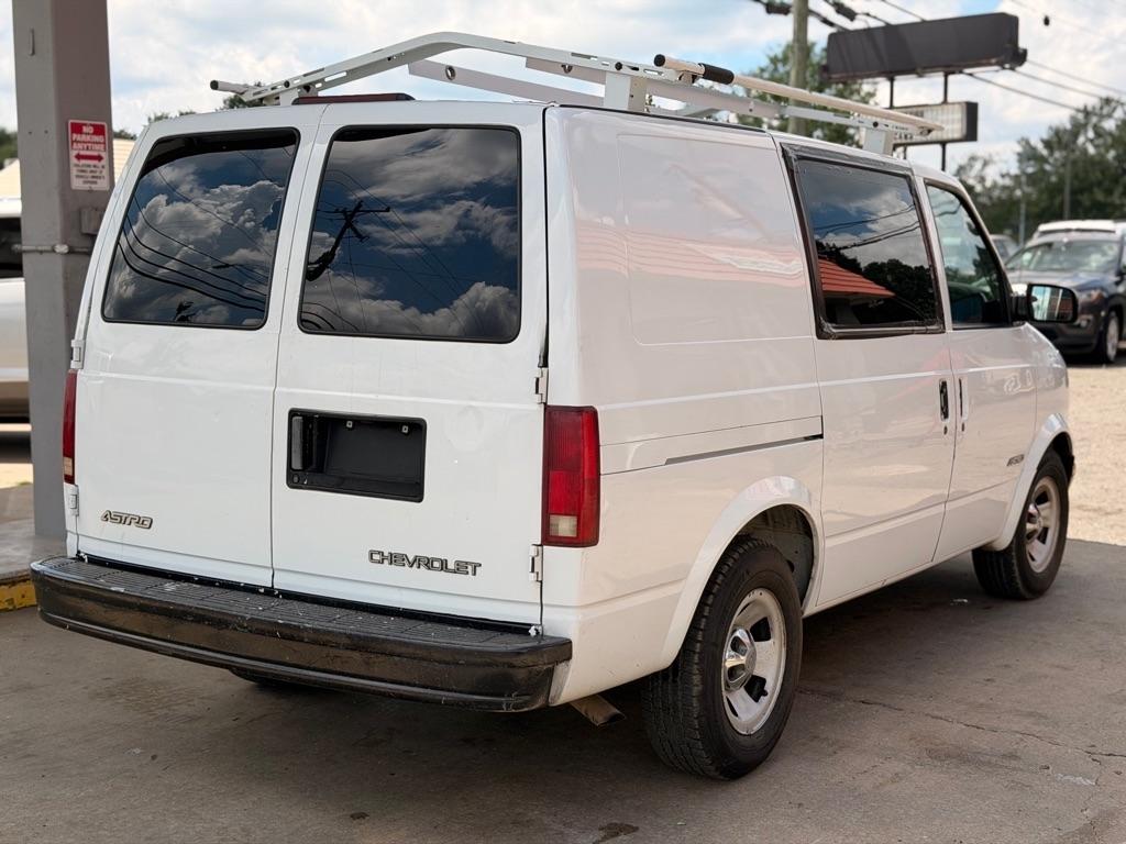 Chevrolet Astro Cargo Van 111.2" WB RWD 2002