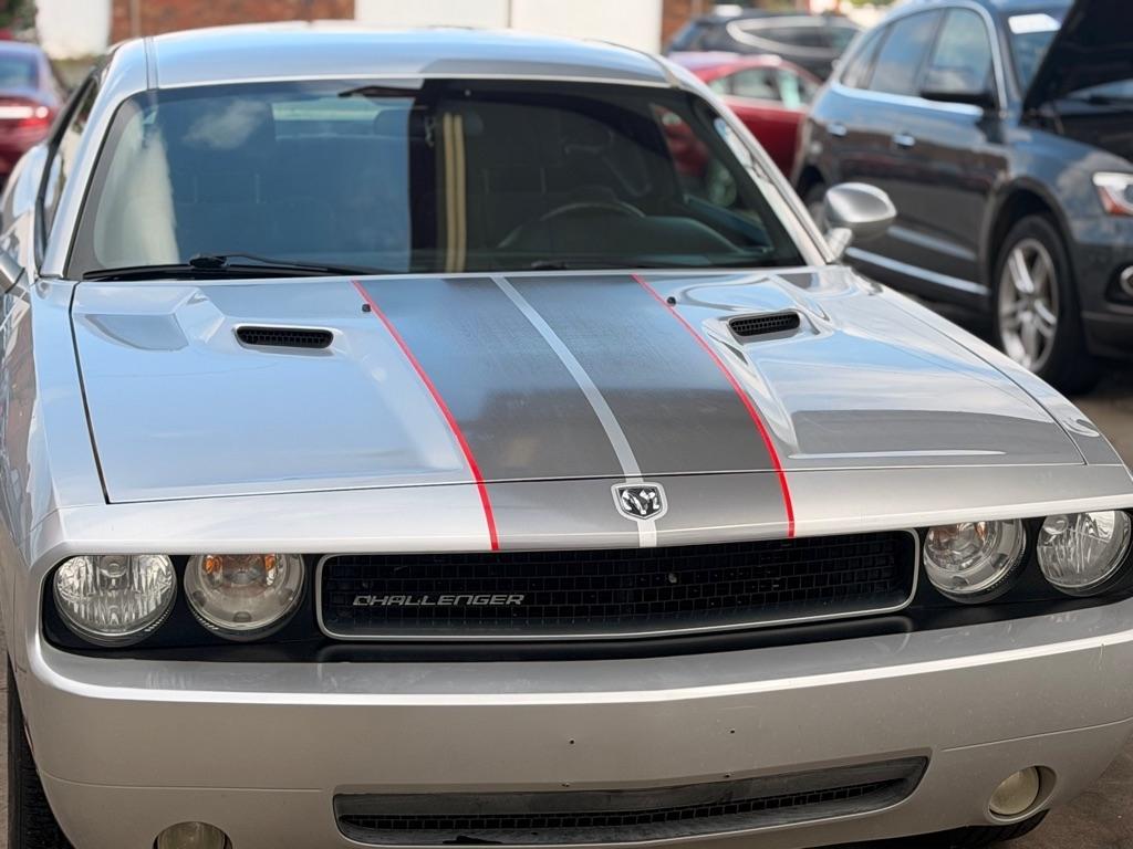 Dodge Challenger 2dr Cpe SE 2010