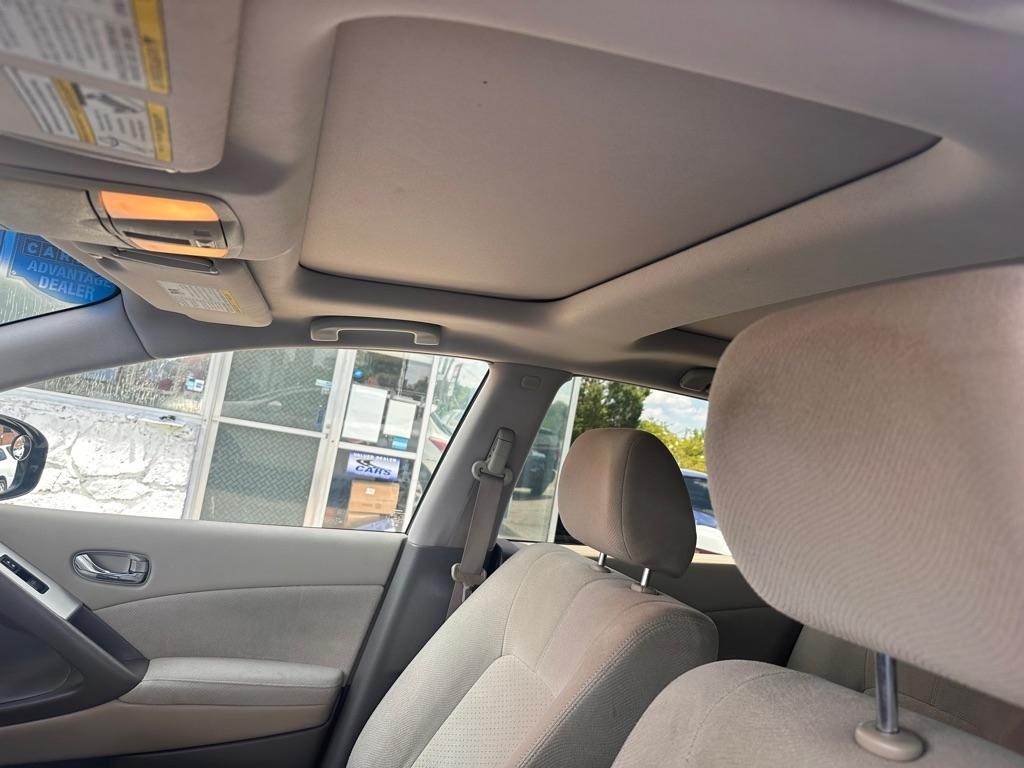 Nissan Murano AWD 4dr SV 2012