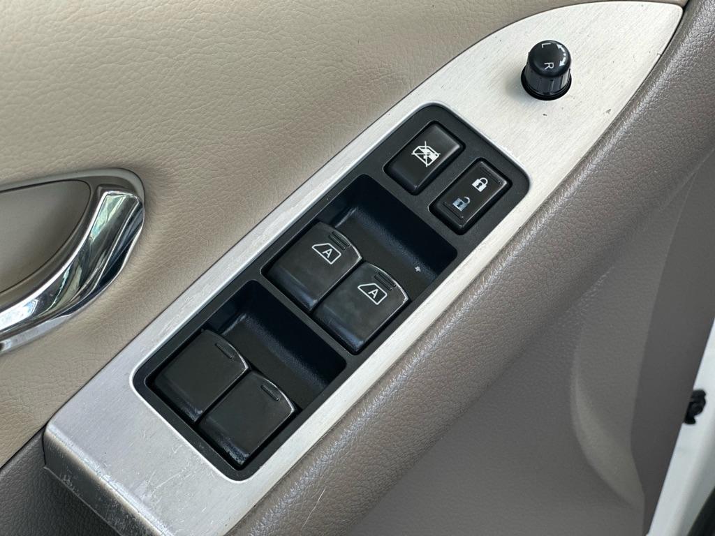 Nissan Murano AWD 4dr SV 2012