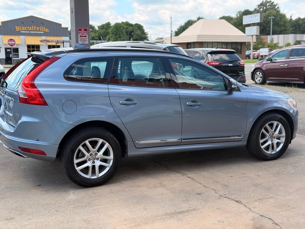 Volvo XC60 T5 FWD 2017
