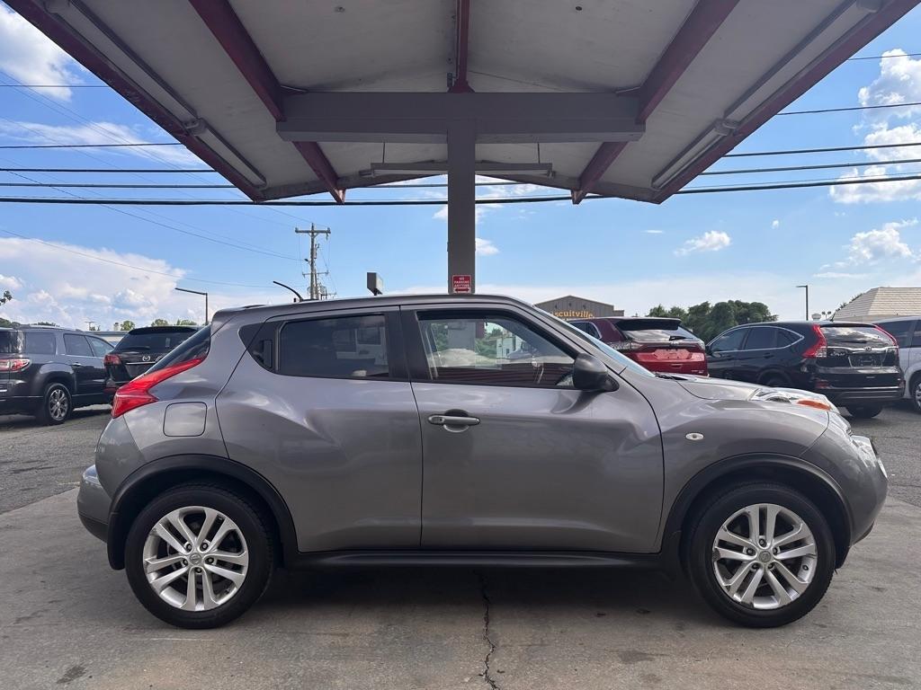 Nissan Juke 5dr Wgn CVT SV AWD 2014
