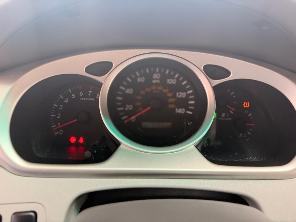 Toyota Highlander 4dr V6 4WD w/3rd Row (Natl) 2005