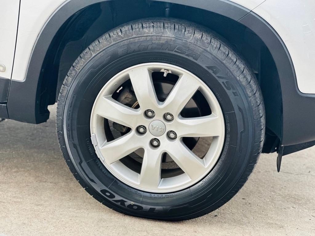 Kia Sorento AWD 4dr V6 LX 2013