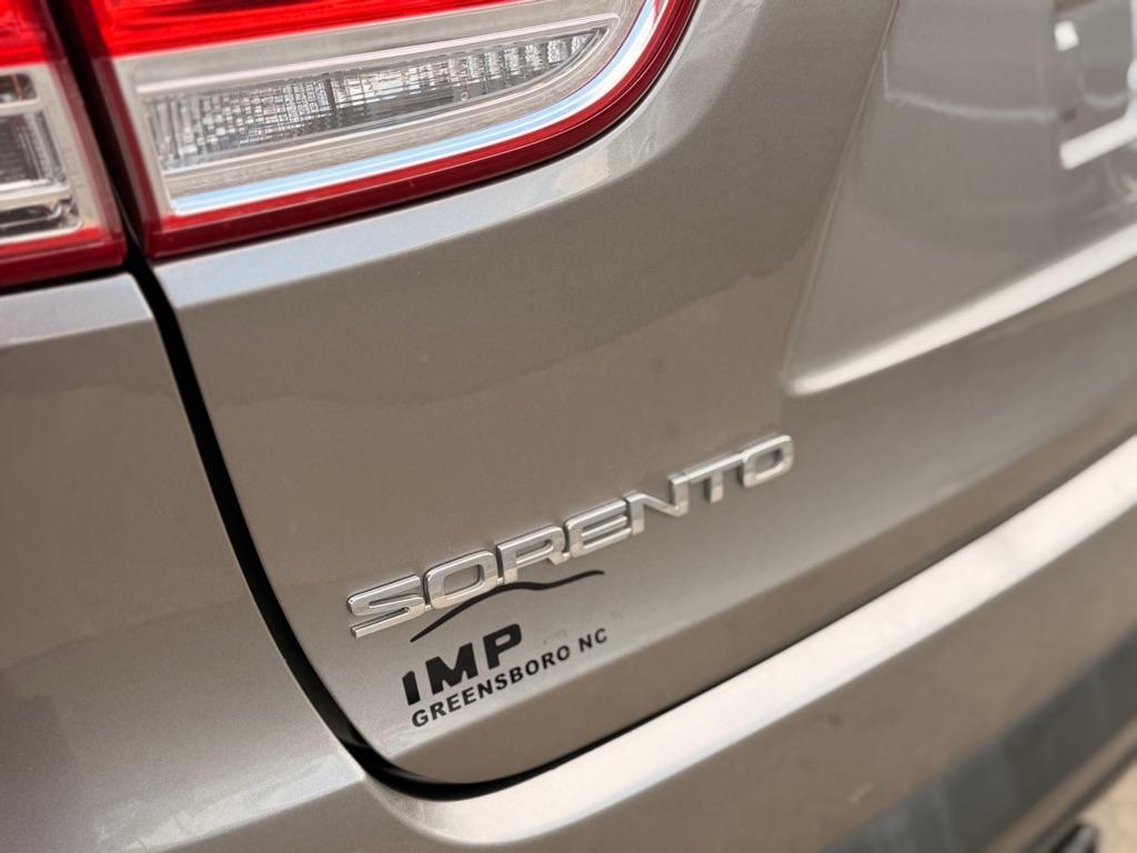 Kia Sorento FWD 4dr 2.4L L 2016