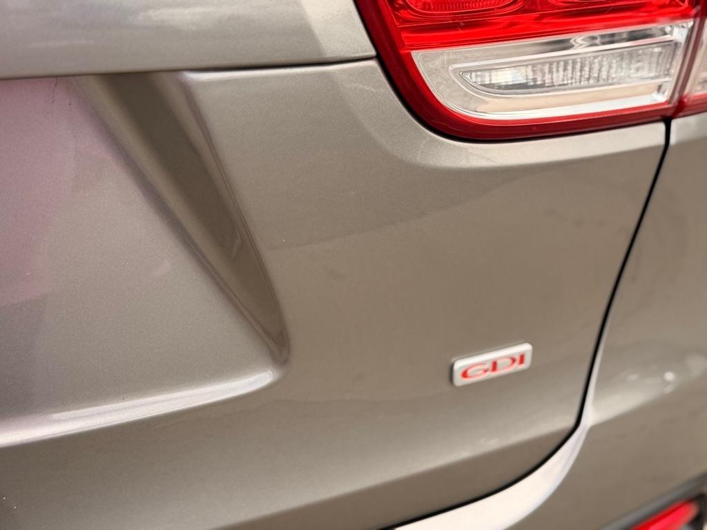 Kia Sorento FWD 4dr 2.4L L 2016