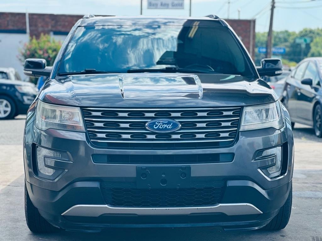 Ford Explorer XLT FWD 2017