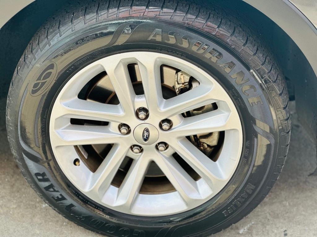 Ford Explorer XLT FWD 2017