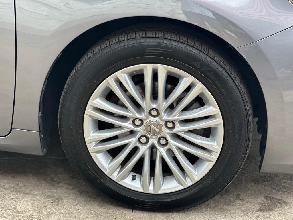 Lexus ES 350 4dr Sdn 2013