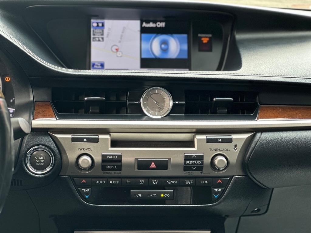 Lexus ES 350 4dr Sdn 2013