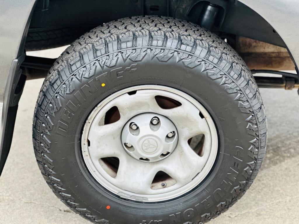 Toyota Tacoma 2WD Access Cab V6 AT PreRunner (Natl) 2013