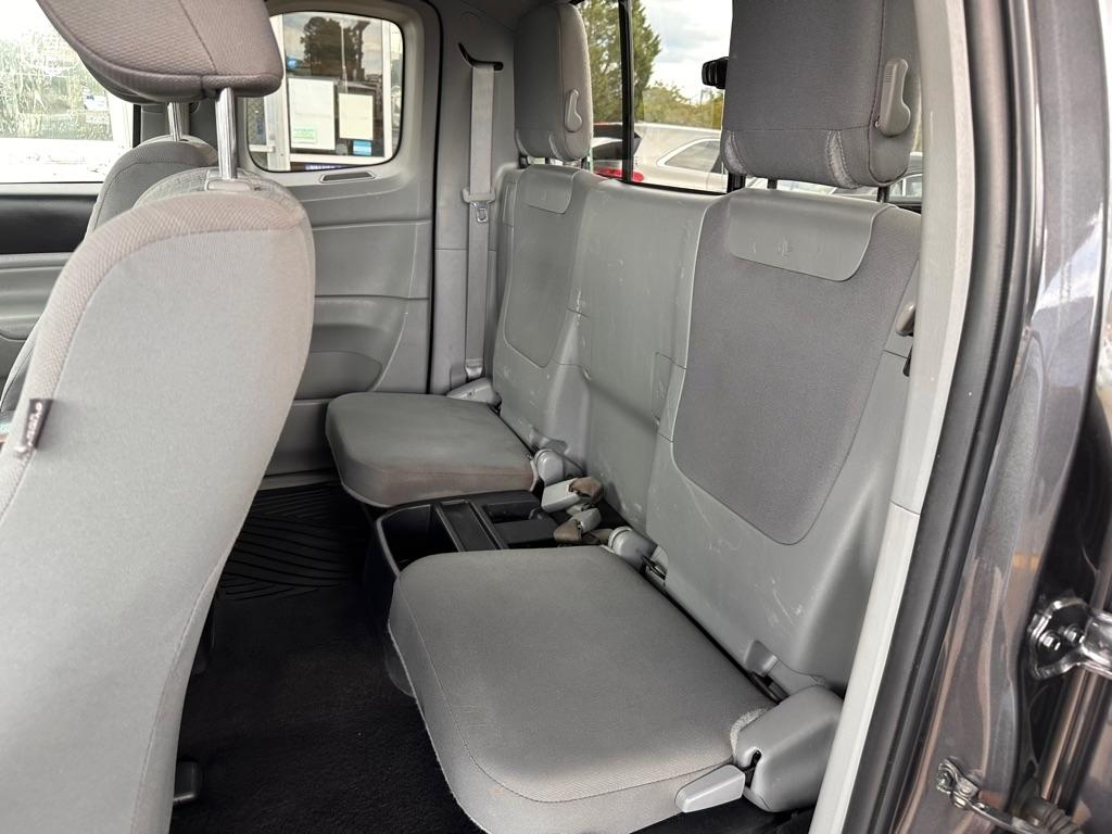 Toyota Tacoma 2WD Access Cab V6 AT PreRunner (Natl) 2013