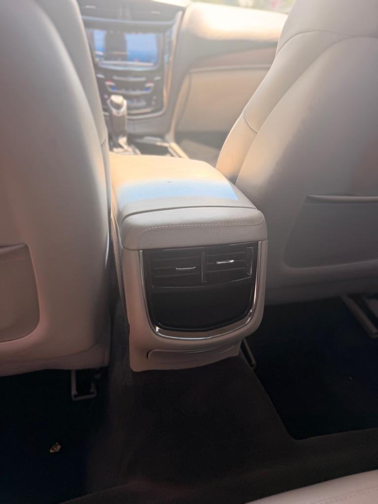 Cadillac CTS Sedan 4dr Sdn 2.0L Turbo RWD 2016
