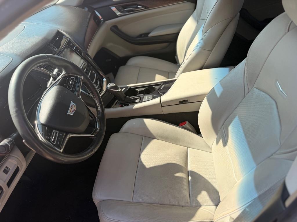 Cadillac CTS Sedan 4dr Sdn 2.0L Turbo RWD 2016