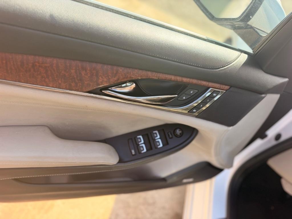 Cadillac CTS Sedan 4dr Sdn 2.0L Turbo RWD 2016
