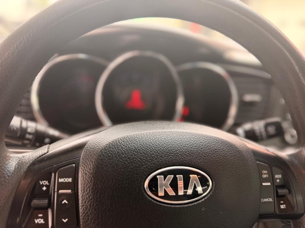Kia Optima 4dr Sdn LX 2013