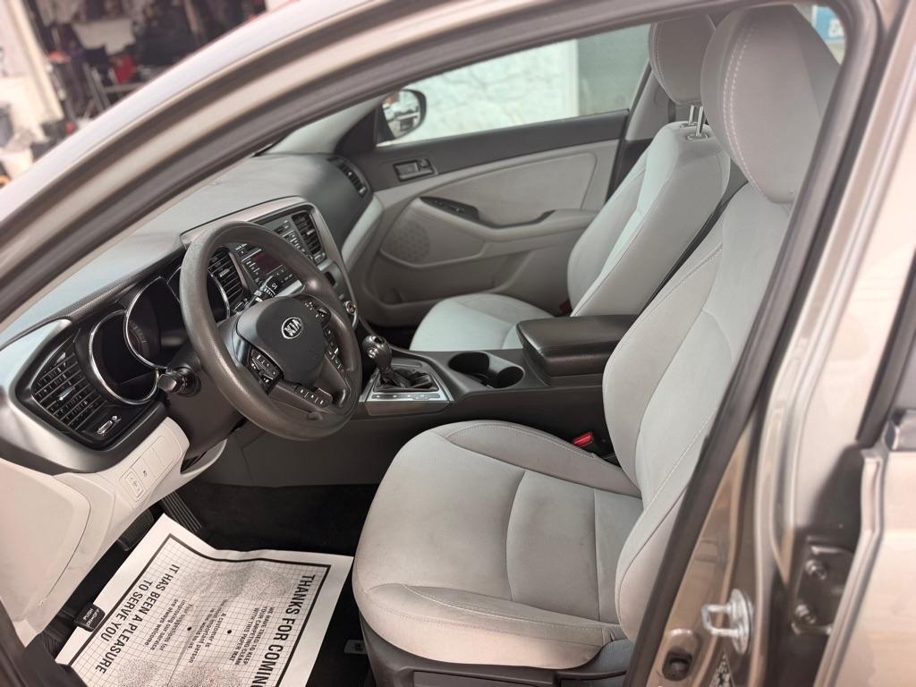 Kia Optima 4dr Sdn LX 2013