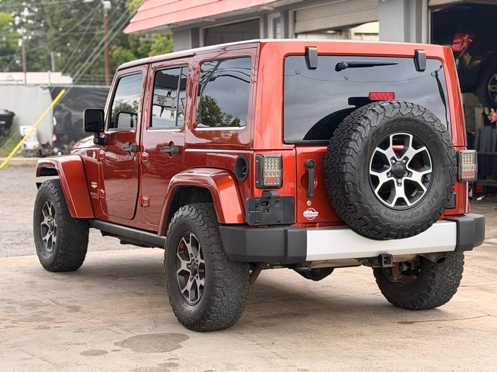 Jeep Wrangler Unlimited 4WD 4dr Sahara 2014