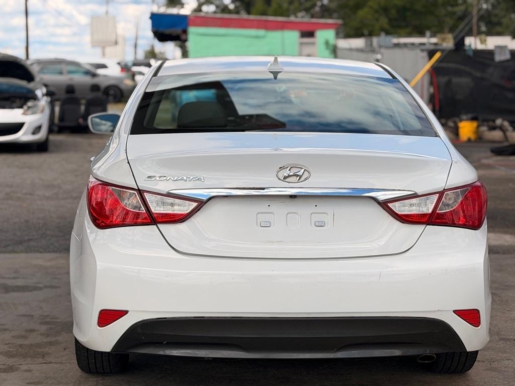 Hyundai Sonata 4dr Sdn 2.4L Auto Limited 2014