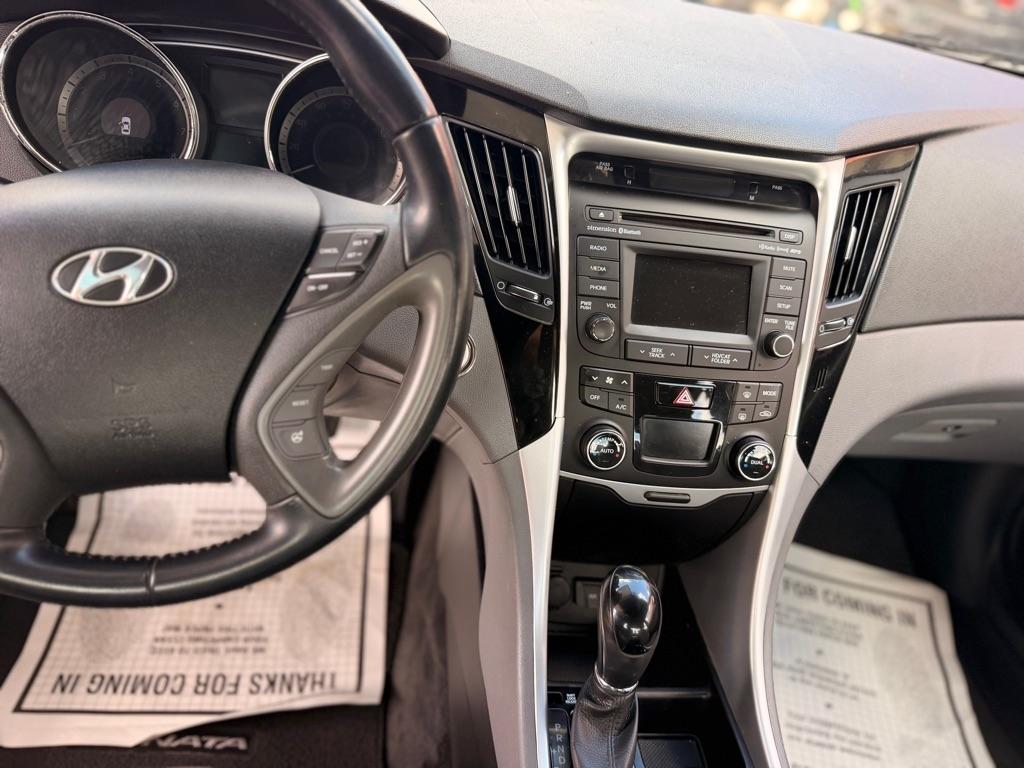 Hyundai Sonata 4dr Sdn 2.4L Auto Limited 2014