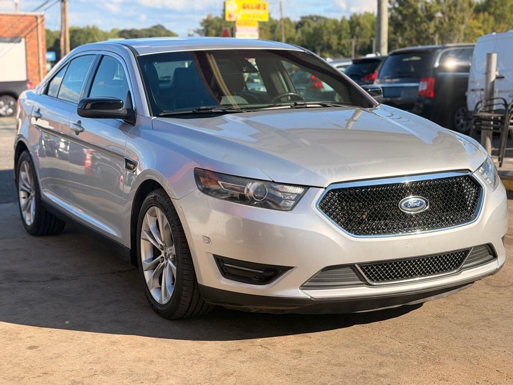 Ford Taurus 4dr Sdn SHO AWD 2013