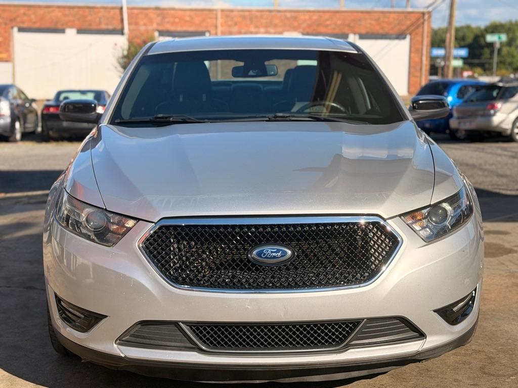 Ford Taurus 4dr Sdn SHO AWD 2013