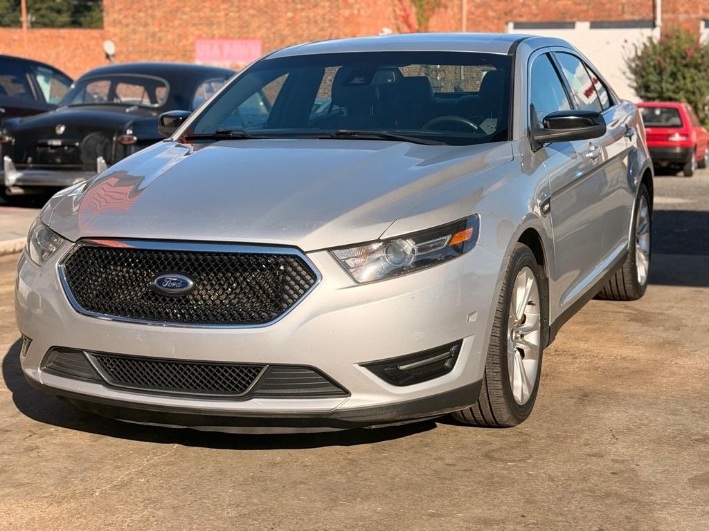 Ford Taurus 4dr Sdn SHO AWD 2013