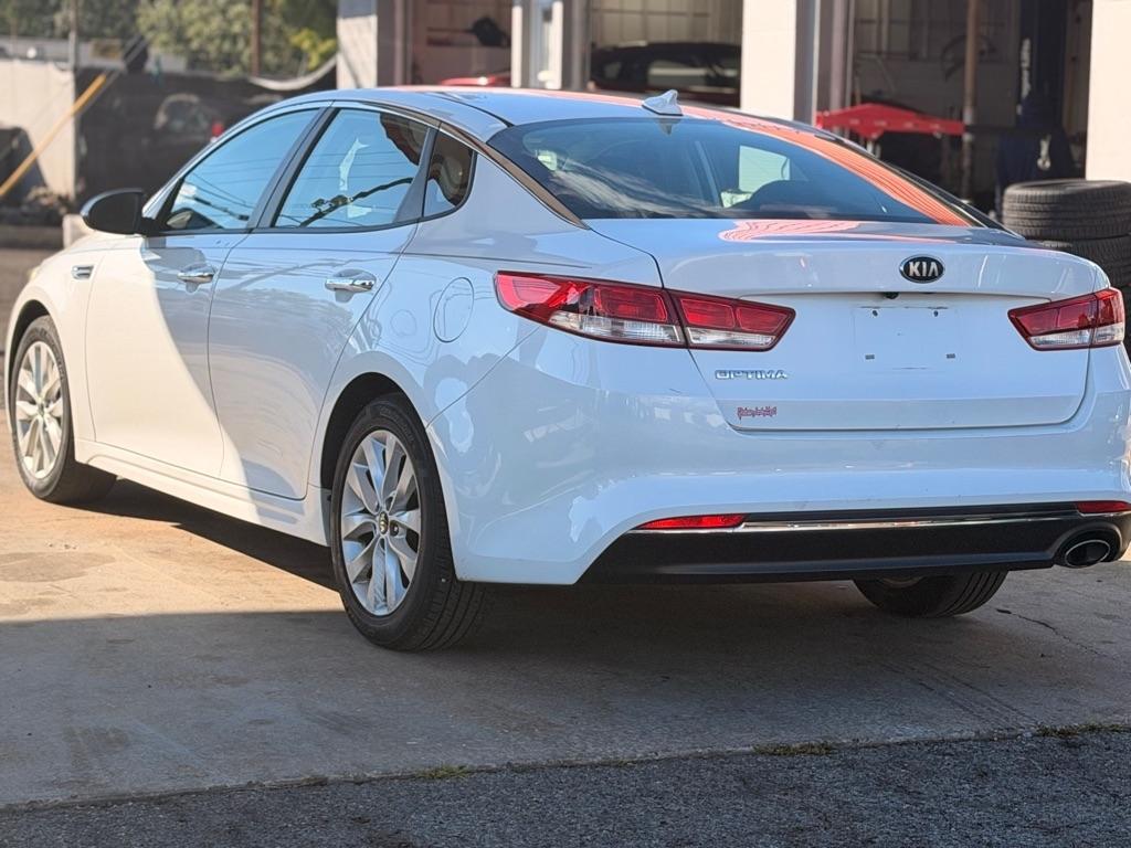 Kia Optima 4dr Sdn LX 2016
