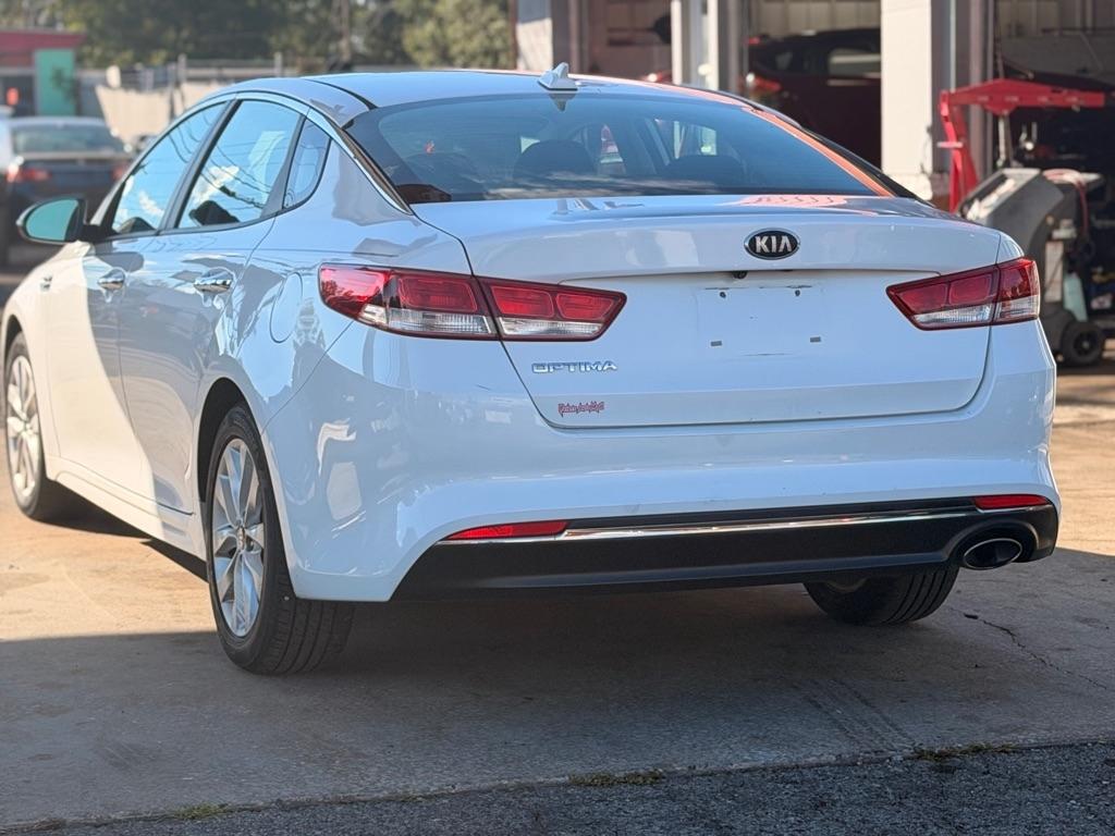 Kia Optima 4dr Sdn LX 2016